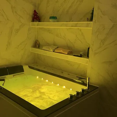 Apartment Jacuzzi Silencieux Deuil-la-Barre