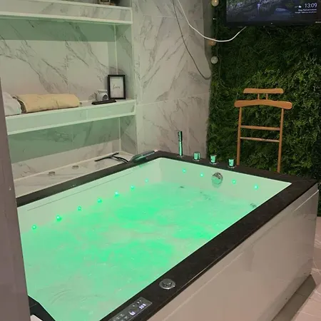 Apartment Jacuzzi Silencieux